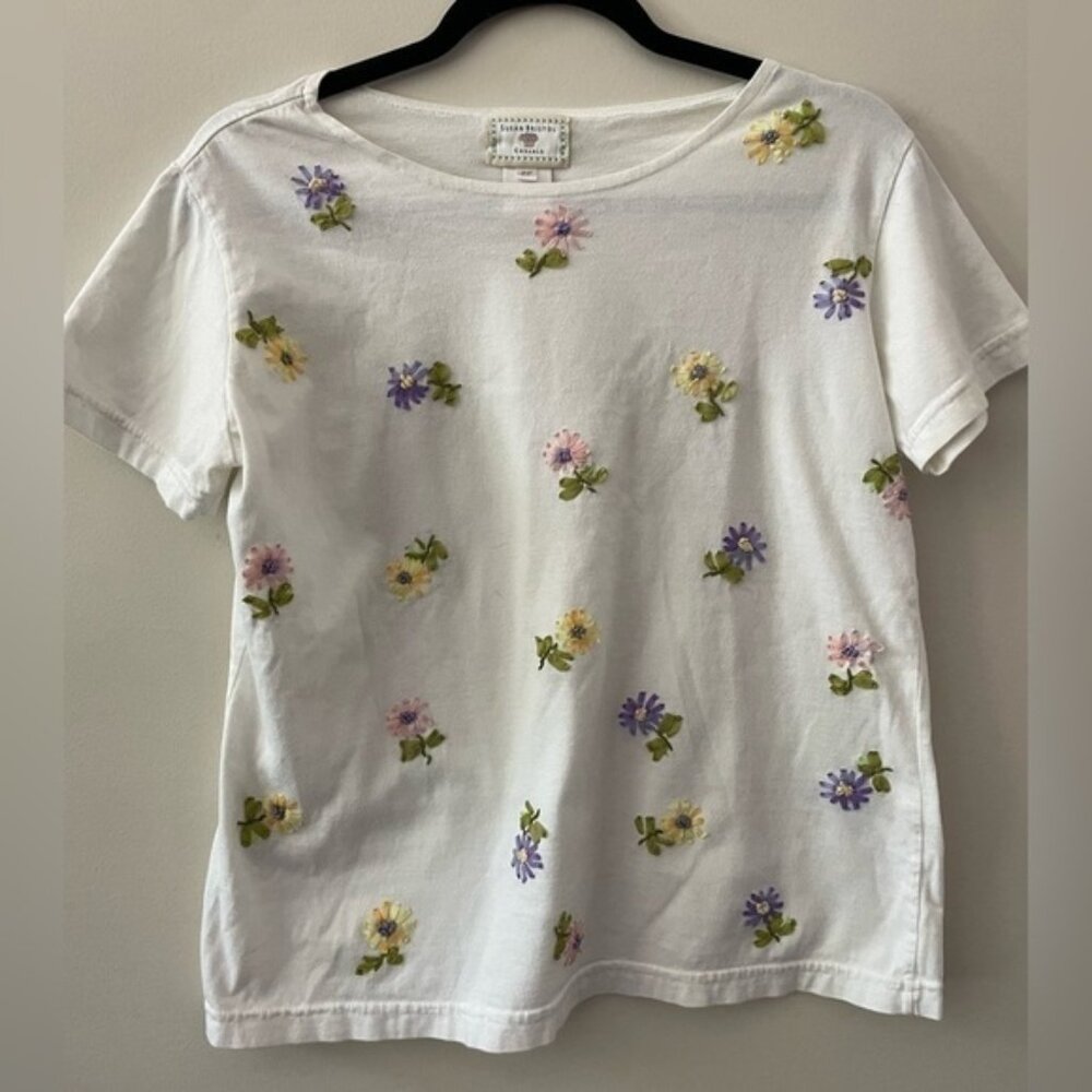 Vintage Cottagecore Embroidered Floral Tee Shirt